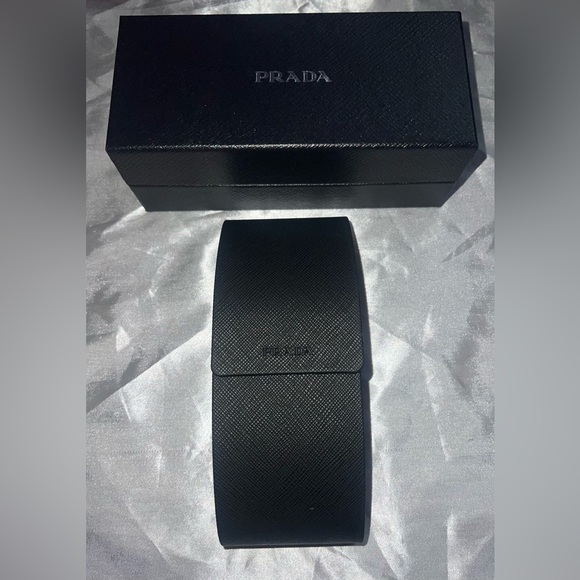 Brand New Never Worn Authentic Prada Cat Eye Sunglasses - Picture 2 of 6